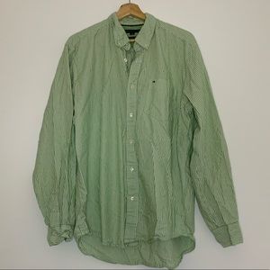 Tommy Hilfiger Long Sleeve Button Down Dress Shirt Classic Fit
